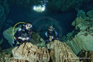 Diver in freshwater cave; Models: Zaira, Peter; Nikon D3,... by Frank Schneider 